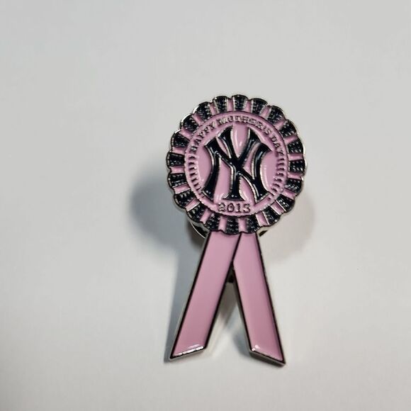 New York Yankees Happy Mothers Day Pink Ribbon Brooch Pin 2013 RARE - Picture 1 of 3